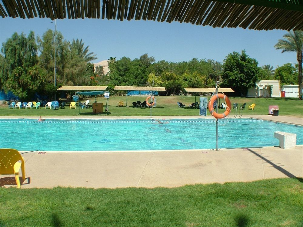 Almog Kibbutz Hotel Exteriör bild